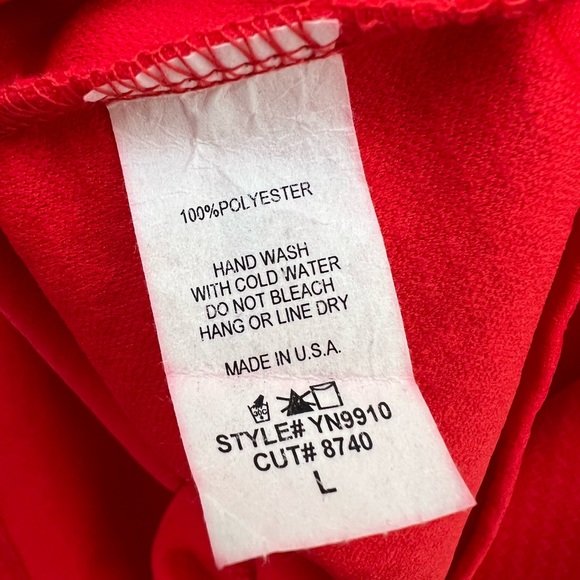 Fitted Red Dress - Picture 5 of 5